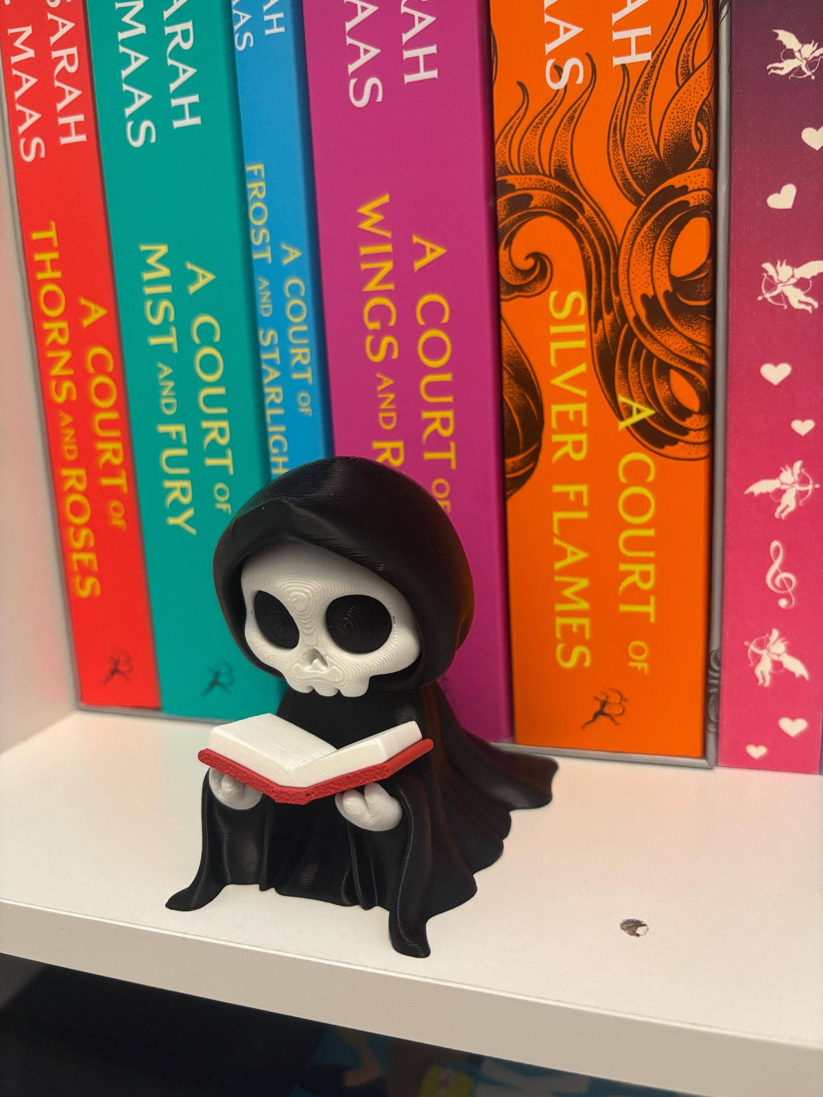 Stella Cake Creations - 3D Printed Book Reaper: Halloween & Fall Decor