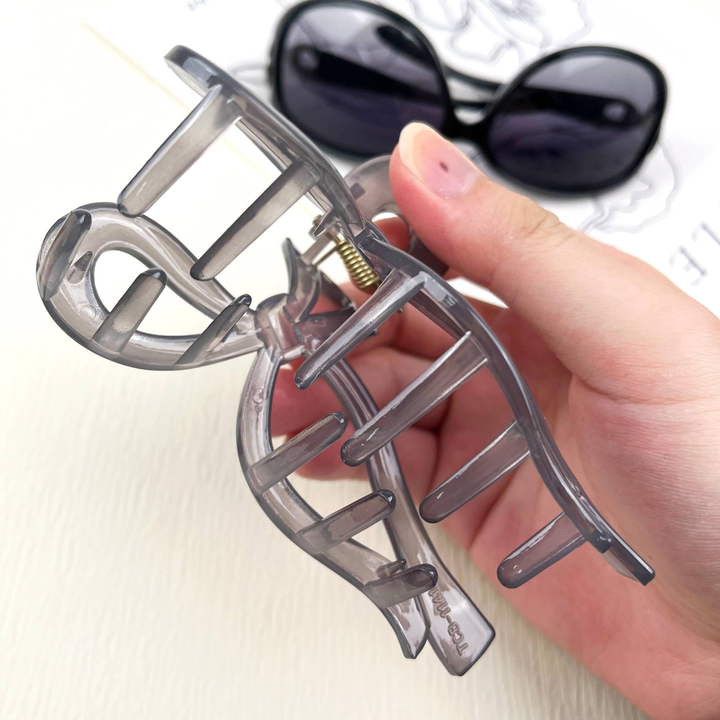 mildstyles - Transparent jelly Bow Large Spring Hair Claw Clips: Gray