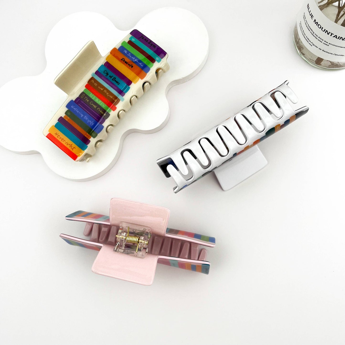 mildstyles - π Colorful Book Stack Hair Claw β PVC Study Buddy Clip: Beige