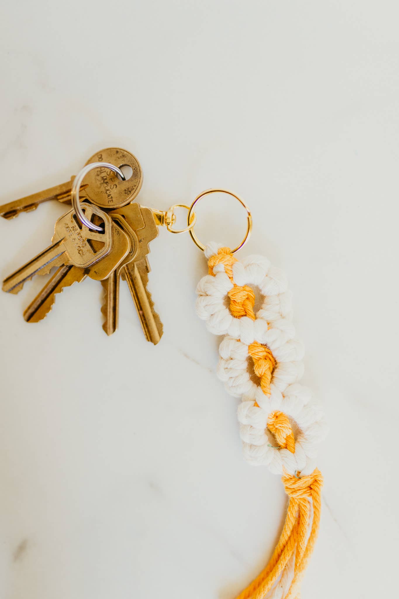 Daisy Keychain