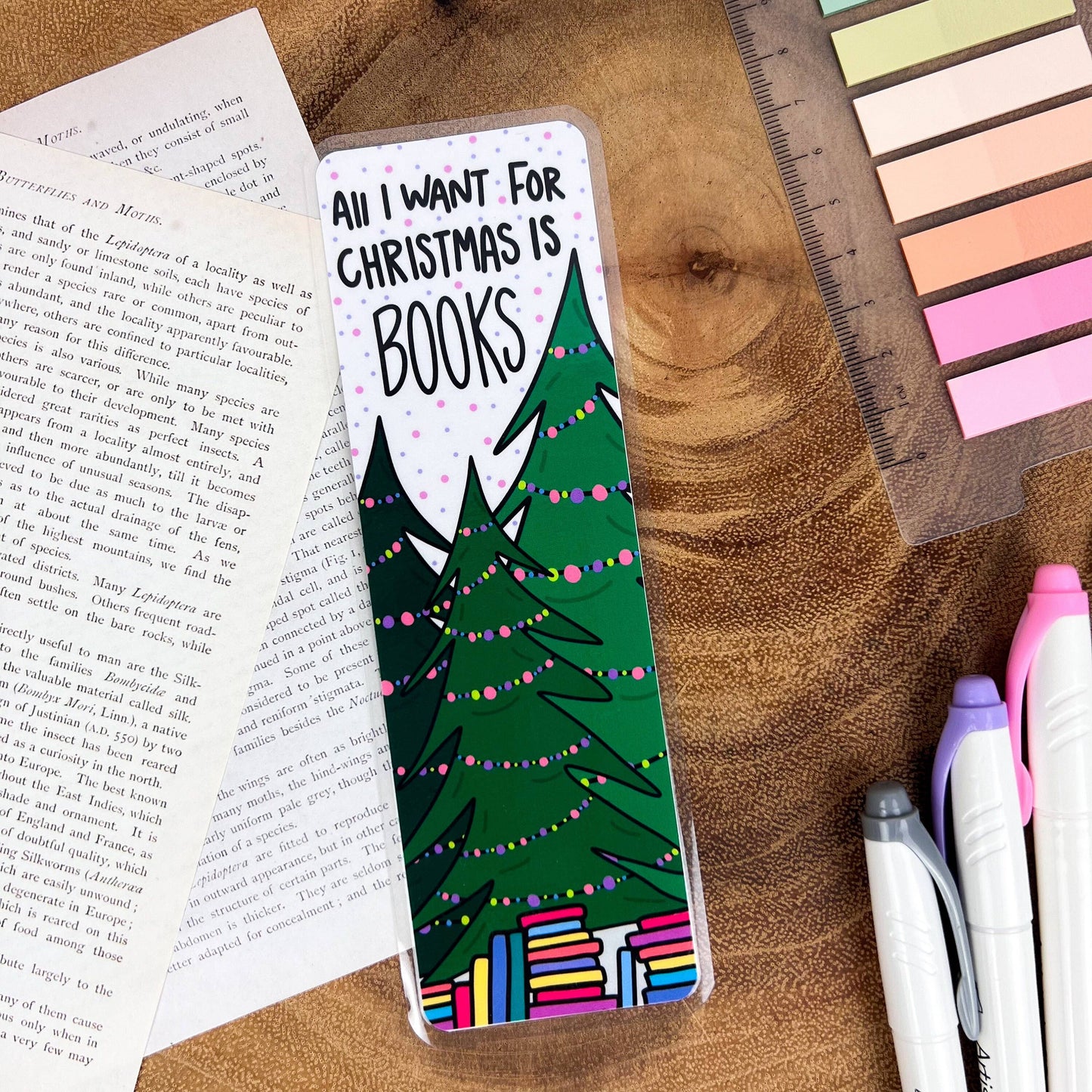 Cozy Reads Shop - All I Want For Christmas: All I Want Books / Tassel