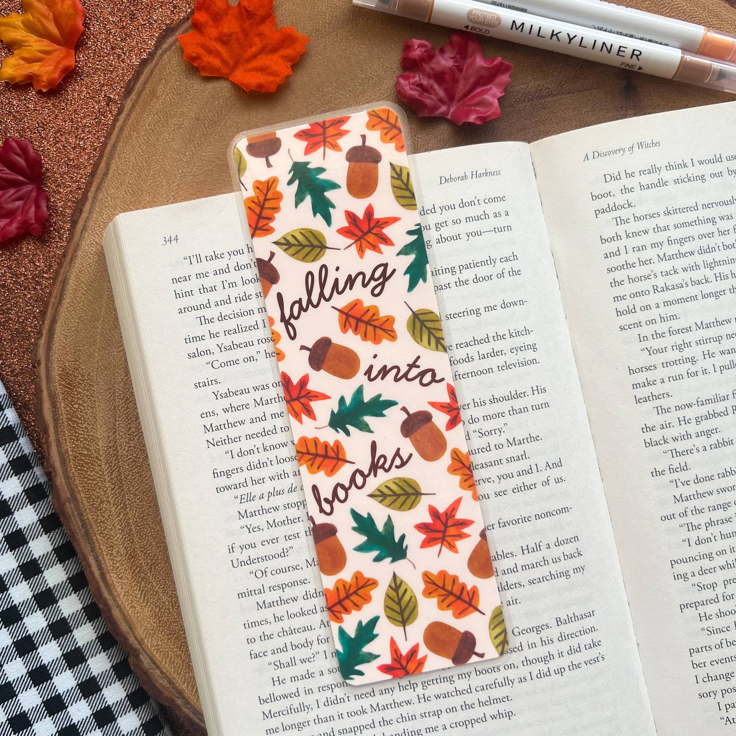 Cozy Reads Shop - Falling Into Books Bookmark: Tassel