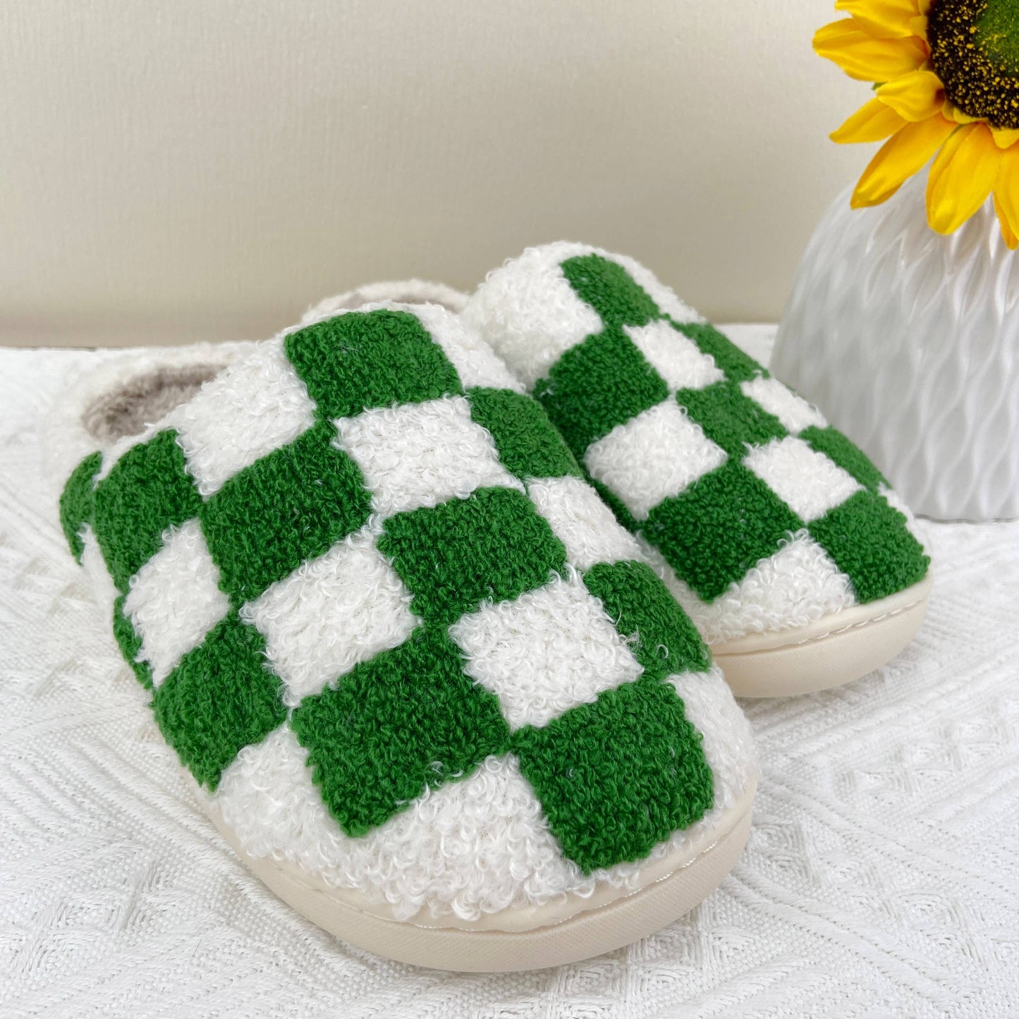 mildstyles - Checkerboard Cozy Indoor Slippers: Pink / 8