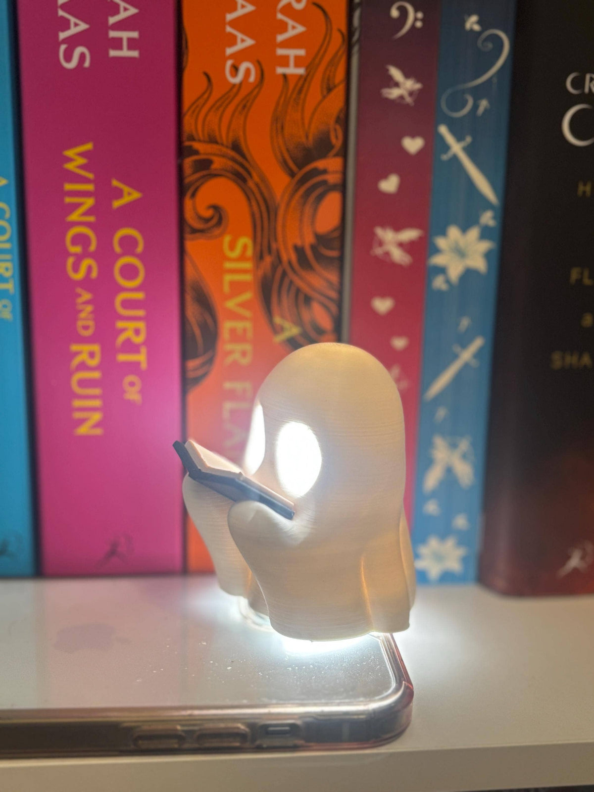 Stella Cake Creations - Book Ghost with Tea Light: Light blue