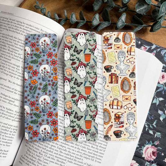 Cozy Reads Shop - Academia Bookmarks: Ghost Mushrooms / Tassel