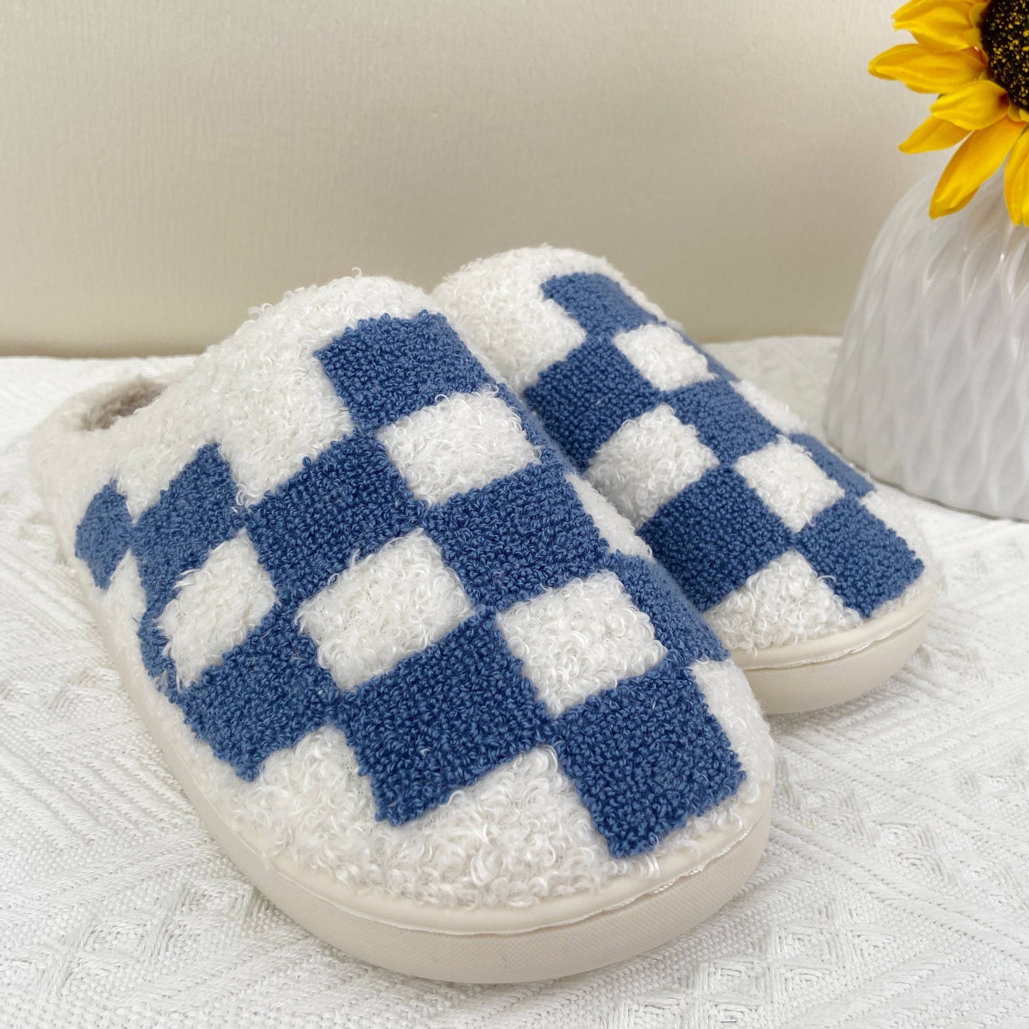 mildstyles - Checkerboard Cozy Indoor Slippers: Pink / 8