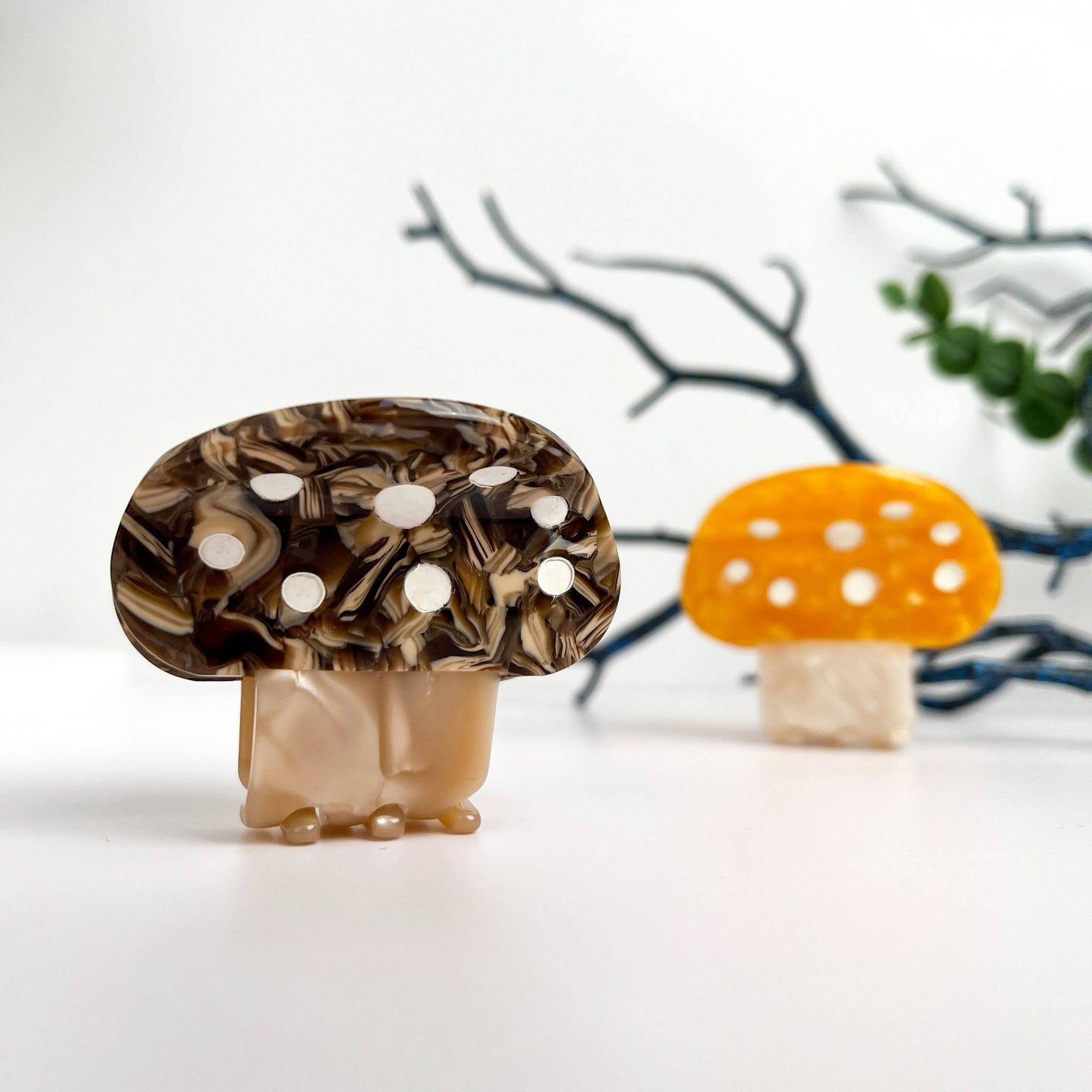 mildstyles - Mushroom Plant Acetate Hair Claw Clip: Red