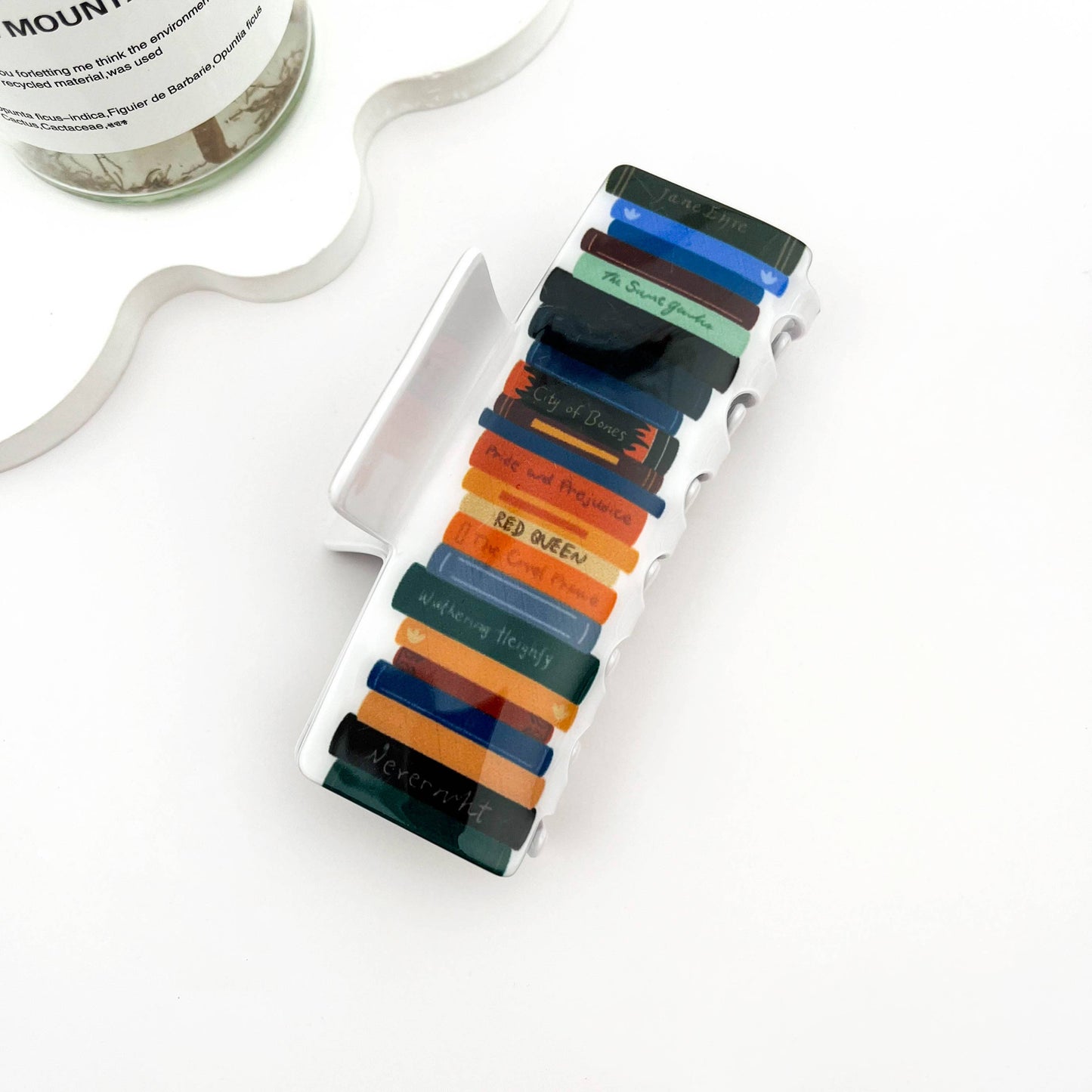 mildstyles - 📚 Colorful Book Stack Hair Claw – PVC Study Buddy Clip: Beige
