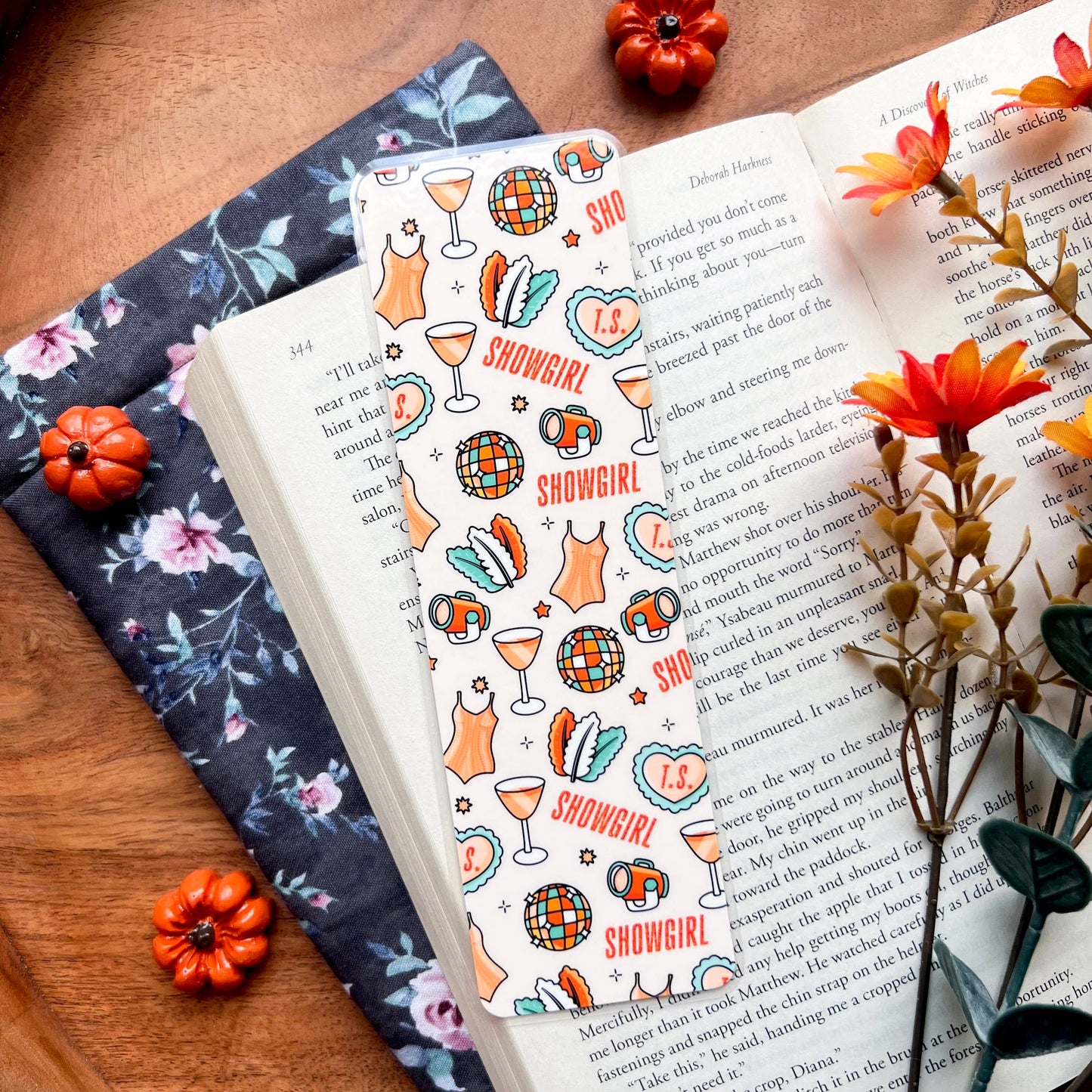 Cozy Reads Shop - Showgirl Icons Bookmark: Tassel
