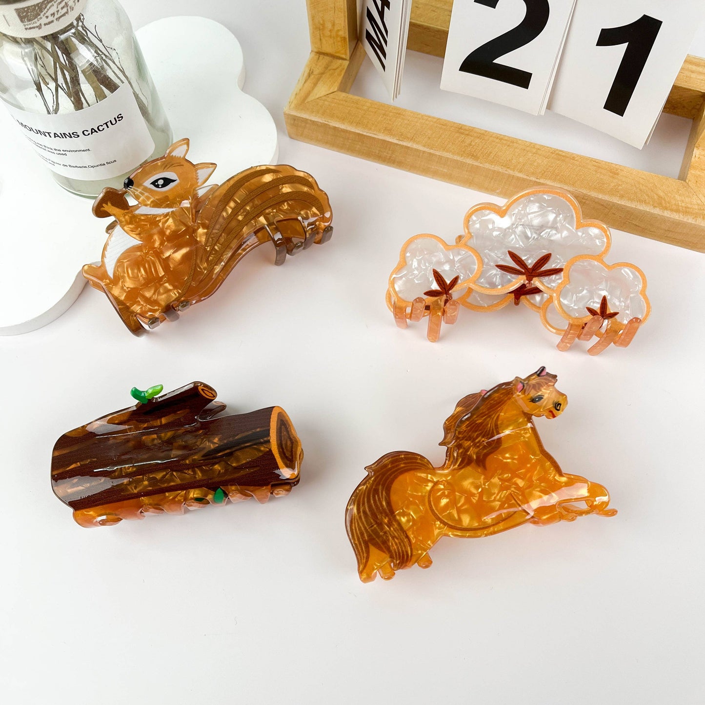 mildstyles - Squirrel Pony Leaf Bush Hair Clip: Squirrel
