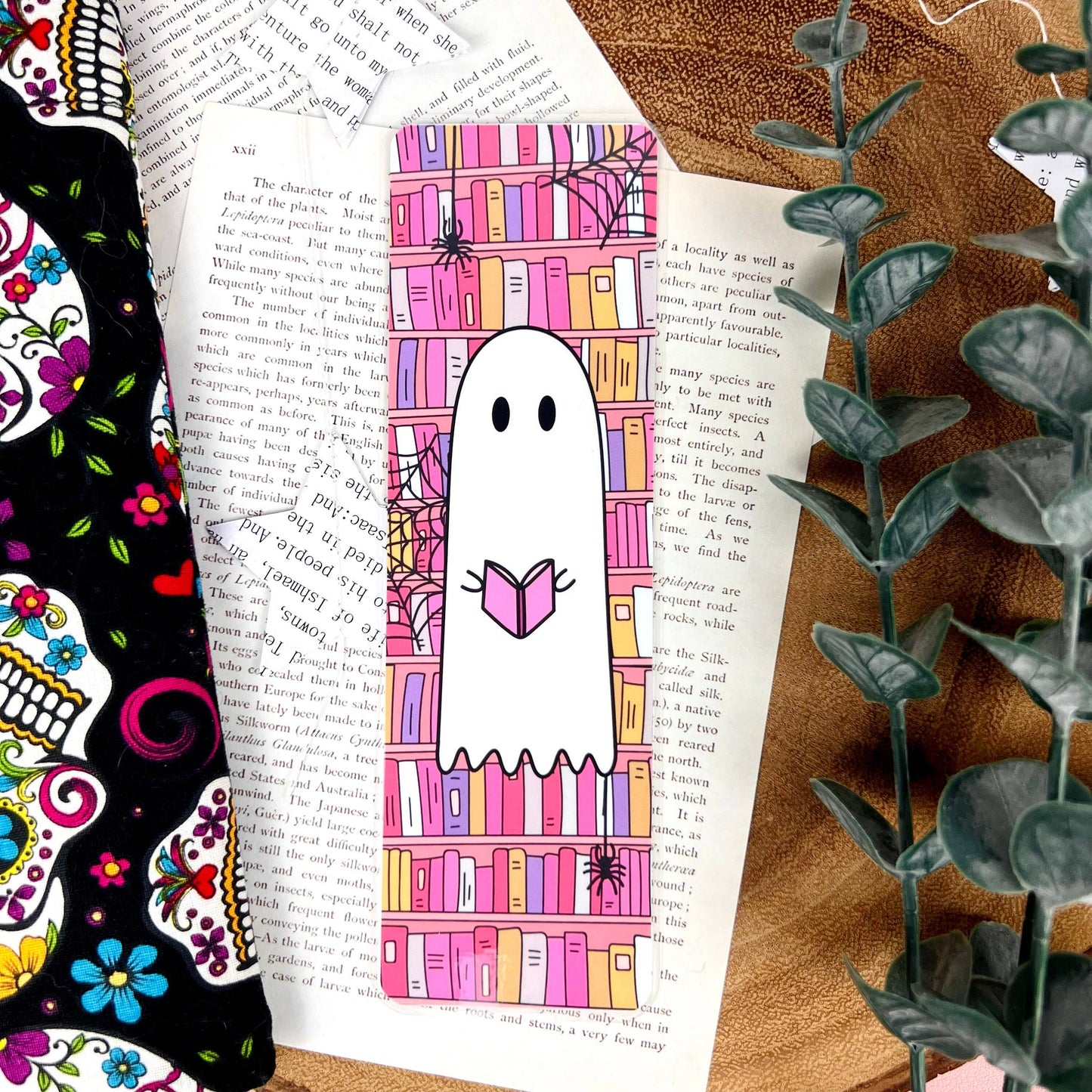 Cozy Reads Shop - Pink Ghost Library Bookmark: Tassel