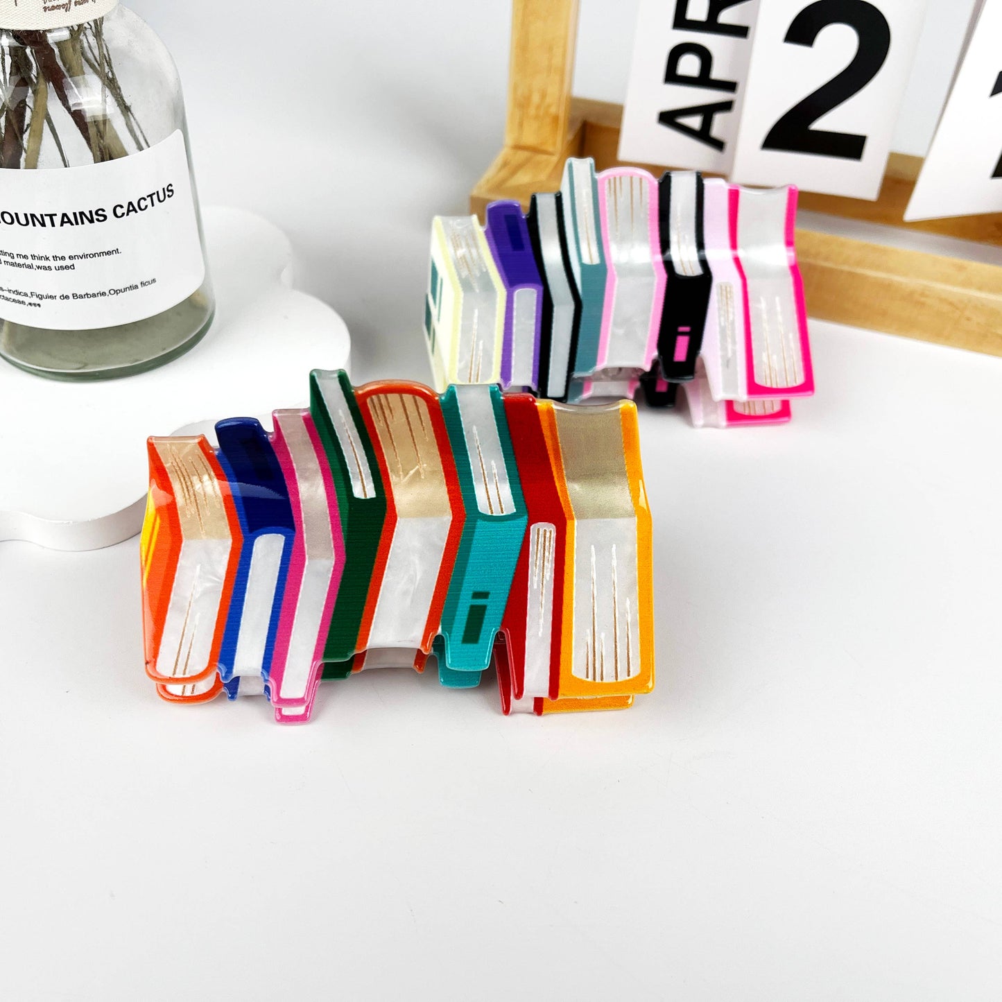 mildstyles - Ocean of Knowledge Book Hair claw clip: Green