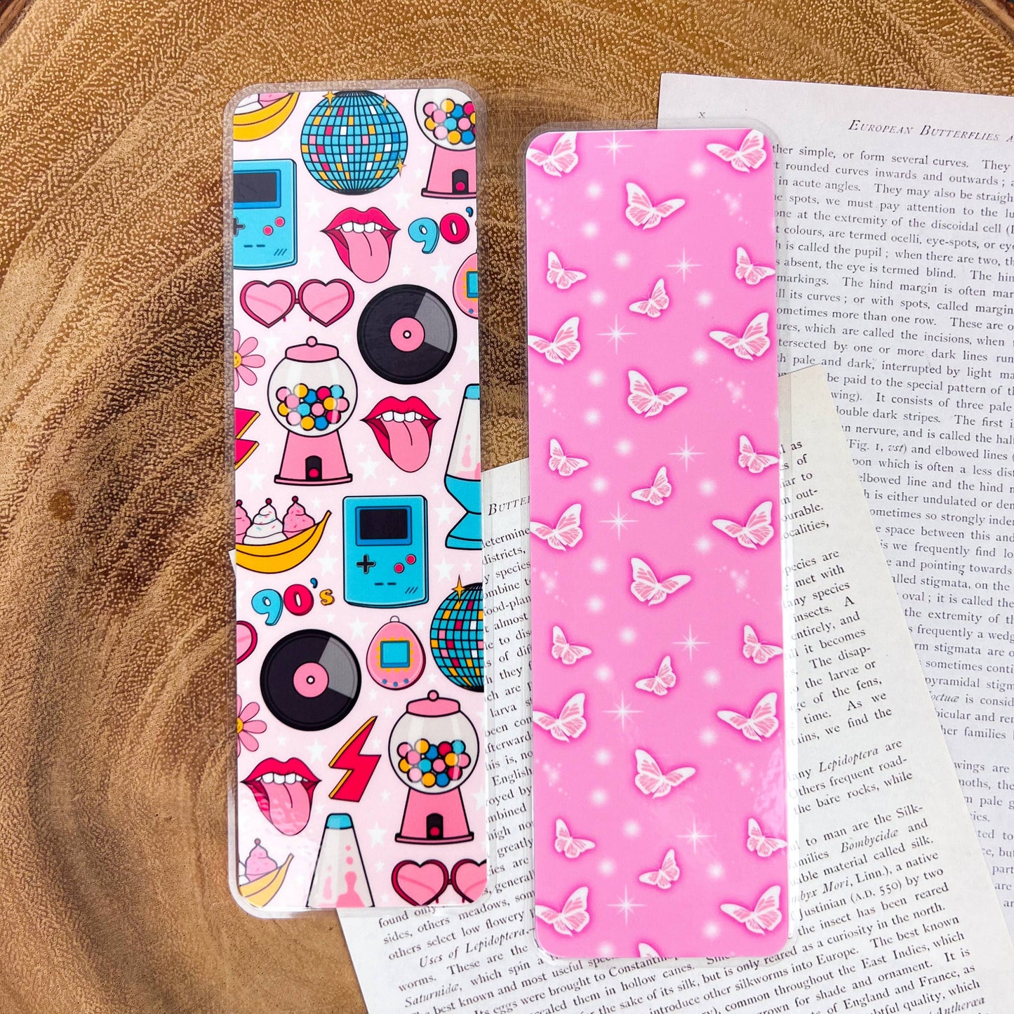 Cozy Reads Shop - Y2K, 90s Butterfly Aesthetic Bookmark: 90s Aesthetic / Tassel